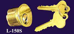 Door 1 1/2 Long Single Lock Cylinder (L-150S)